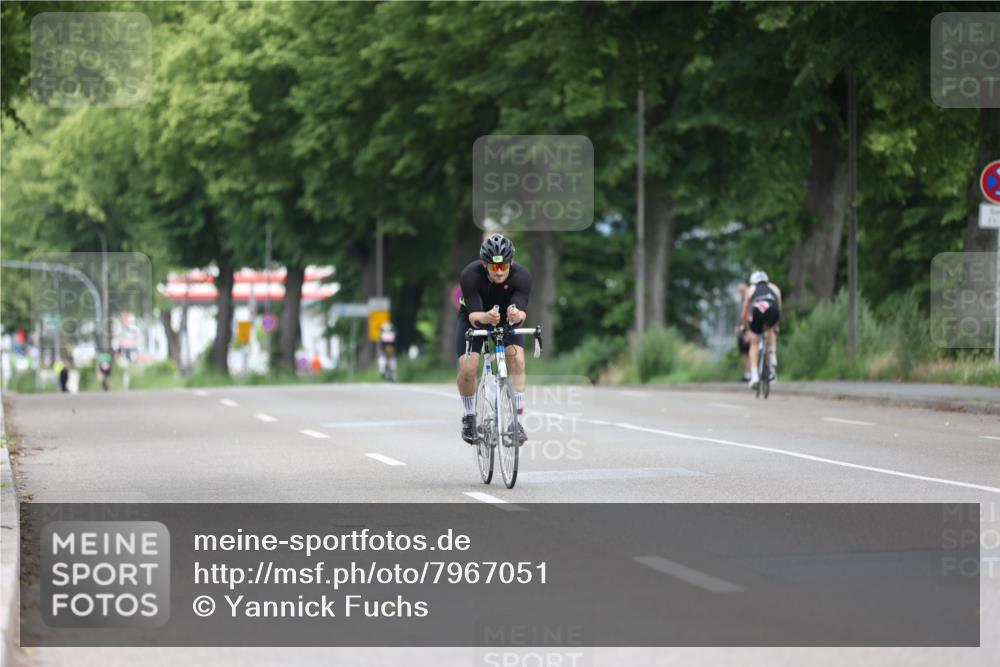 15.06.2025 - 7 Türme Triathlon Yannick Fuchs http://msf.ph/oto/7967051 15.06.2025 11:19:46 Radfahren 282 meine-sportfotos.de
