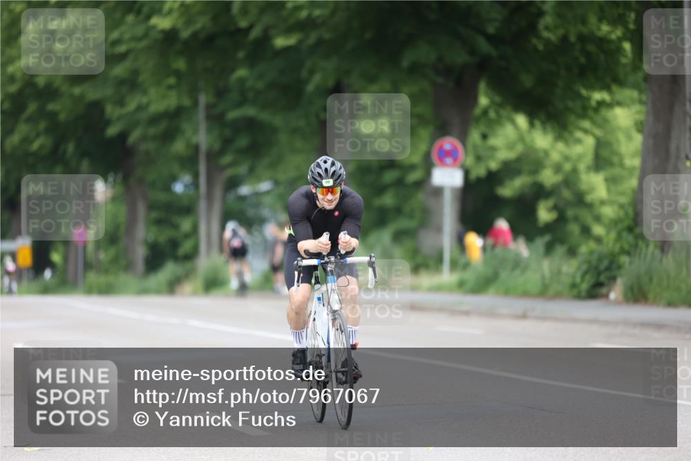 15.06.2025 - 7 Türme Triathlon Yannick Fuchs http://msf.ph/oto/7967067 15.06.2025 11:19:47 Radfahren  meine-sportfotos.de