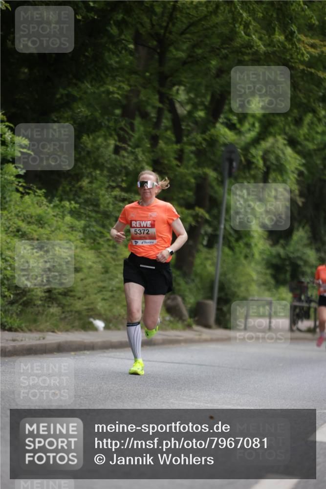 15.06.2025 - REWE Women's Run Jannik Wohlers http://msf.ph/oto/7967081 15.06.2025 10:02:11 Laufen 5372 meine-sportfotos.de