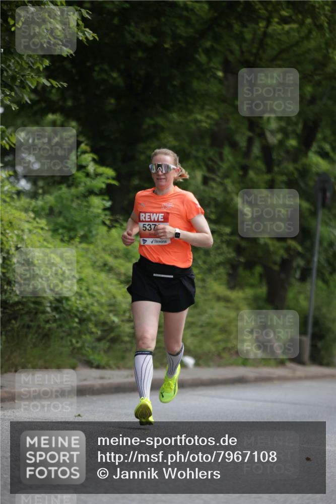 15.06.2025 - REWE Women's Run Jannik Wohlers http://msf.ph/oto/7967108 15.06.2025 10:02:12 Laufen 537 meine-sportfotos.de