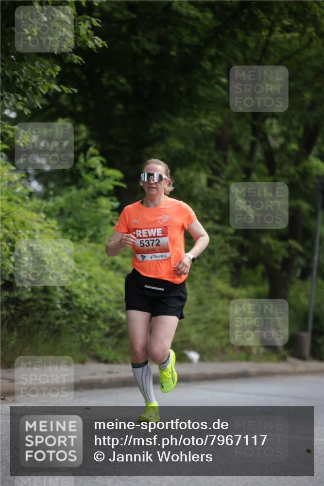 15.06.2025 - REWE Women's Run Jannik Wohlers http://msf.ph/oto/7967117 15.06.2025 10:02:12 Laufen 5372 meine-sportfotos.de