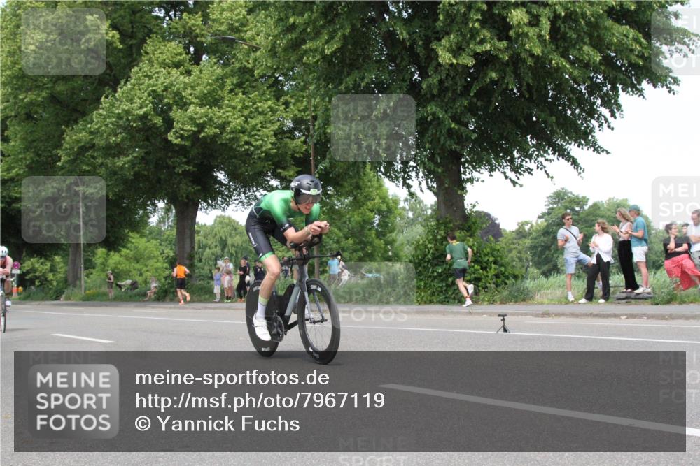 15.06.2025 - 7 Türme Triathlon Yannick Fuchs http://msf.ph/oto/7967119 15.06.2025 13:23:32 Radfahren  meine-sportfotos.de