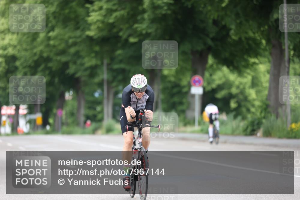 15.06.2025 - 7 Türme Triathlon Yannick Fuchs http://msf.ph/oto/7967144 15.06.2025 11:20:07 Radfahren 305 meine-sportfotos.de