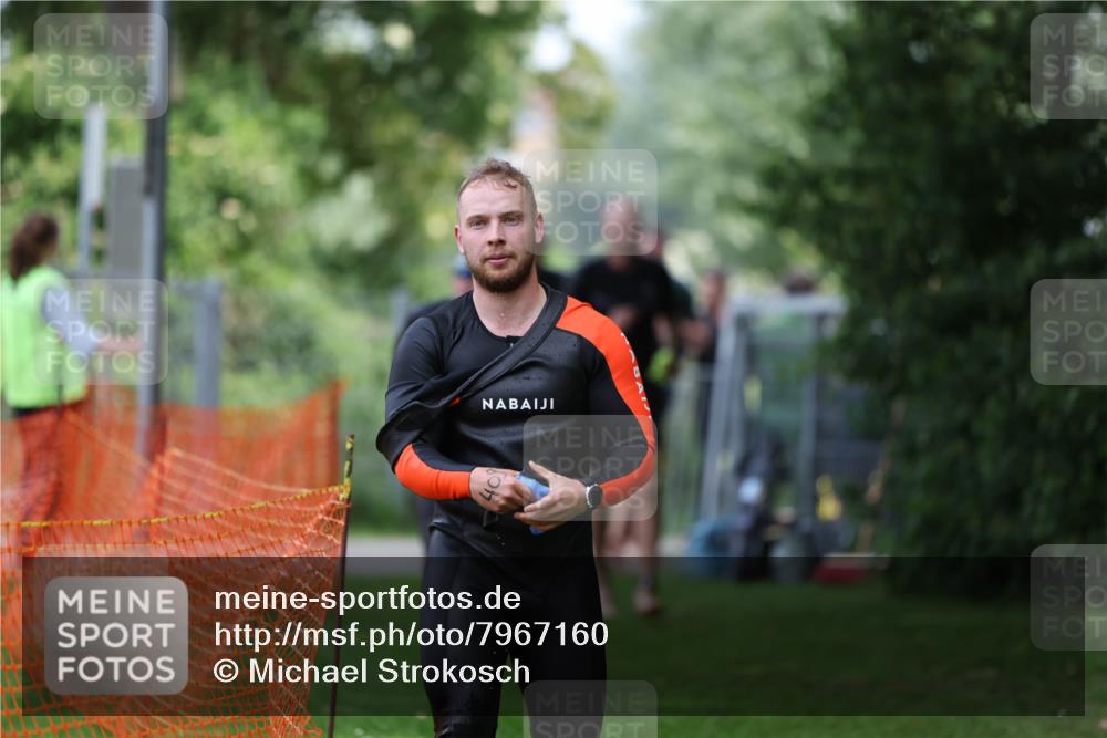 15.06.2025 - 7 Türme Triathlon Michael Strokosch http://msf.ph/oto/7967160 15.06.2025 12:21:37 Schwimmen 360, 386, 390, 409, 492, 515, 534, 577, 578, 626, 664, 665, 680 meine-sportfotos.de