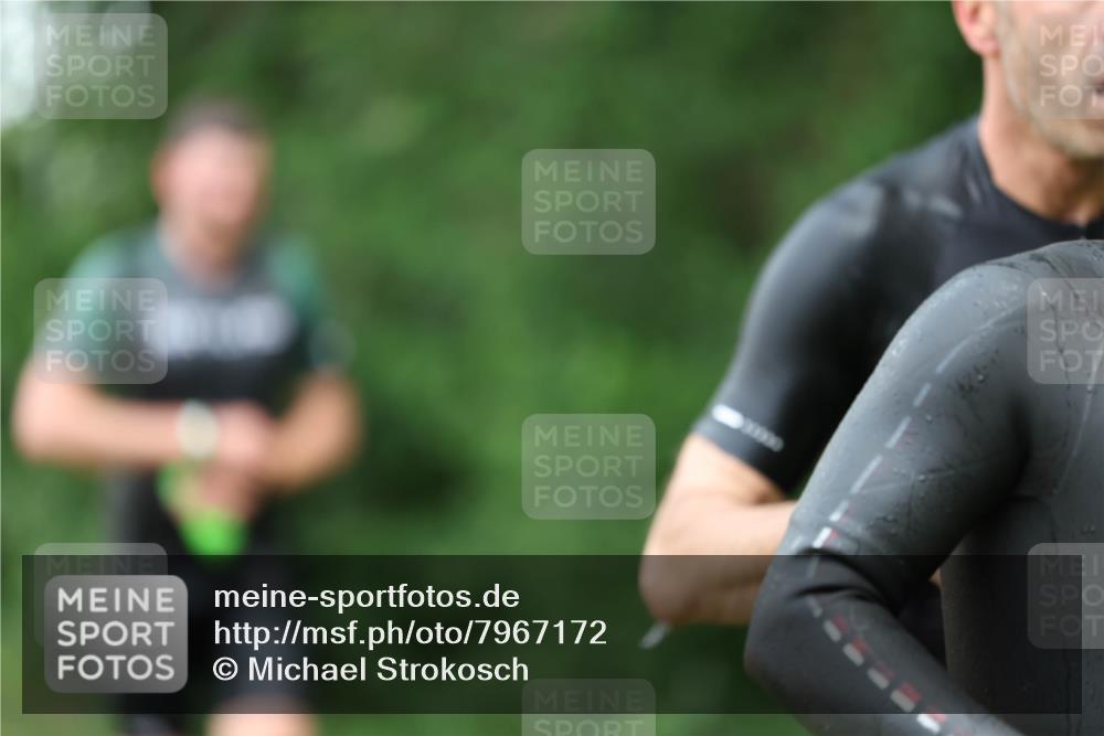 15.06.2025 - 7 Türme Triathlon Michael Strokosch http://msf.ph/oto/7967172 15.06.2025 12:21:44 Schwimmen 360, 386, 390, 409, 492, 534, 577, 578, 596, 623, 641, 664, 680 meine-sportfotos.de