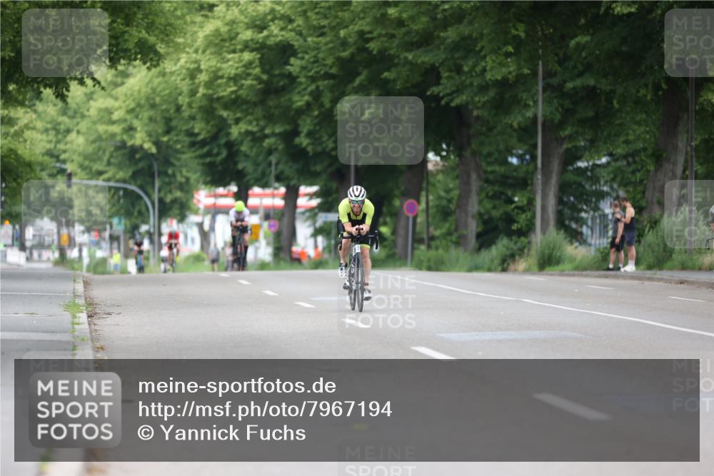 15.06.2025 - 7 Türme Triathlon Yannick Fuchs http://msf.ph/oto/7967194 15.06.2025 11:20:28 Radfahren  meine-sportfotos.de