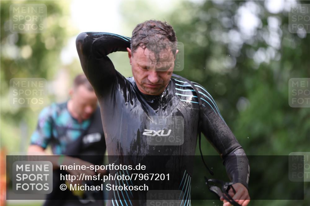 15.06.2025 - 7 Türme Triathlon Michael Strokosch http://msf.ph/oto/7967201 15.06.2025 12:21:47 Schwimmen 360, 386, 390, 409, 454, 492, 534, 577, 578, 596, 623, 641, 664, 680 meine-sportfotos.de