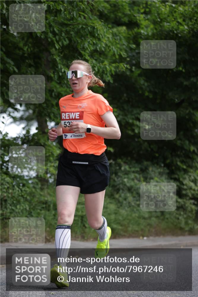 15.06.2025 - REWE Women's Run Jannik Wohlers http://msf.ph/oto/7967246 15.06.2025 10:02:15 Laufen 53 meine-sportfotos.de