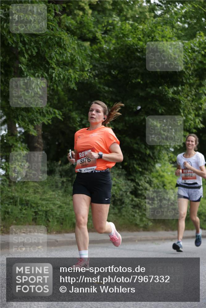 15.06.2025 - REWE Women's Run Jannik Wohlers http://msf.ph/oto/7967332 15.06.2025 10:02:21 Laufen 5576, 5082 meine-sportfotos.de