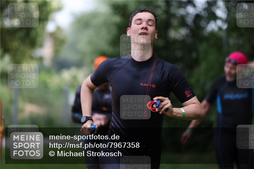 15.06.2025 - 7 Türme Triathlon Michael Strokosch http://msf.ph/oto/7967358 15.06.2025 12:22:06 Schwimmen 402, 409, 454, 473, 578, 586, 596, 623, 624, 641 meine-sportfotos.de