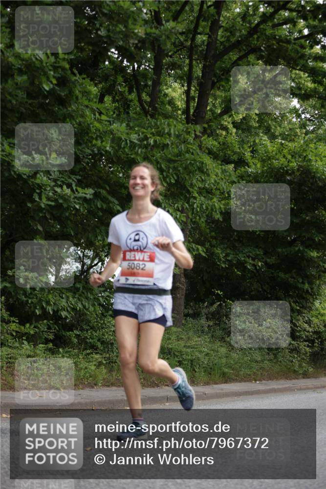 15.06.2025 - REWE Women's Run Jannik Wohlers http://msf.ph/oto/7967372 15.06.2025 10:02:24 Laufen 5082 meine-sportfotos.de