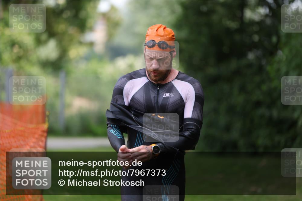 15.06.2025 - 7 Türme Triathlon Michael Strokosch http://msf.ph/oto/7967373 15.06.2025 12:22:08 Schwimmen 402, 454, 473, 586, 596, 623, 624, 641 meine-sportfotos.de