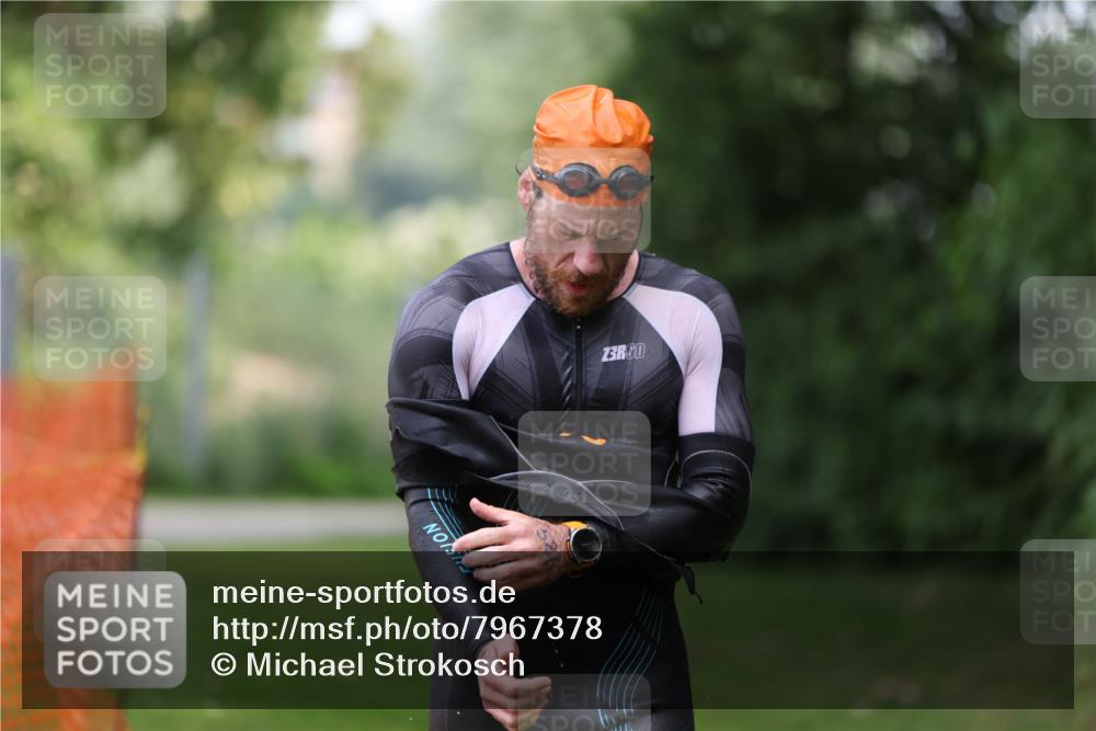 15.06.2025 - 7 Türme Triathlon Michael Strokosch http://msf.ph/oto/7967378 15.06.2025 12:22:09 Schwimmen 402, 454, 473, 586, 596, 623, 624, 641 meine-sportfotos.de
