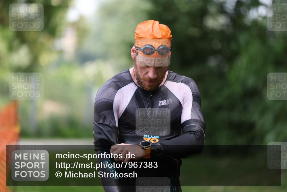 15.06.2025 - 7 Türme Triathlon Michael Strokosch http://msf.ph/oto/7967383 15.06.2025 12:22:09 Schwimmen 402, 454, 473, 586, 596, 623, 624, 641 meine-sportfotos.de