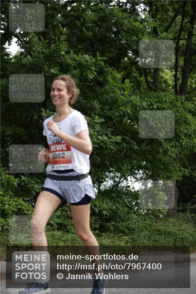 15.06.2025 - REWE Women's Run Jannik Wohlers http://msf.ph/oto/7967400 15.06.2025 10:02:24 Laufen 5082 meine-sportfotos.de