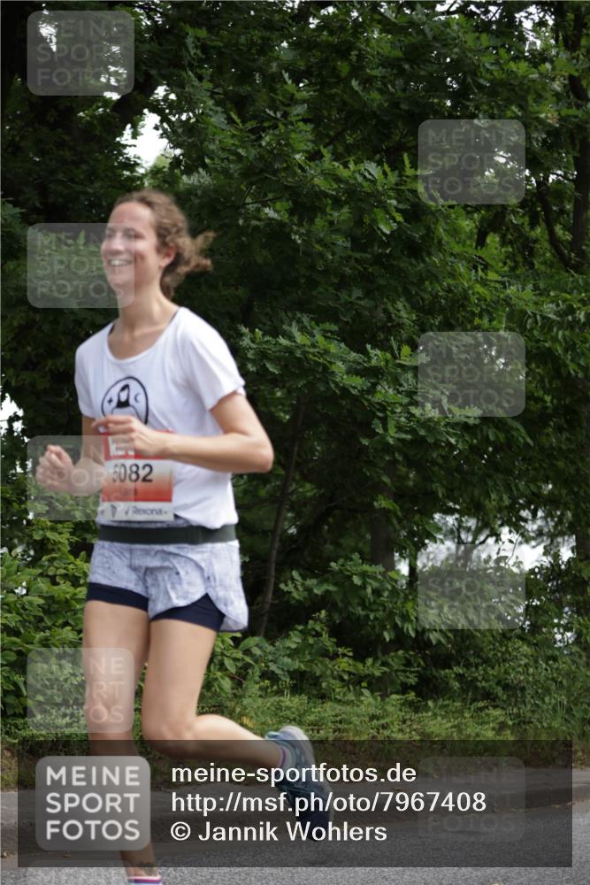15.06.2025 - REWE Women's Run Jannik Wohlers http://msf.ph/oto/7967408 15.06.2025 10:02:24 Laufen 5082 meine-sportfotos.de