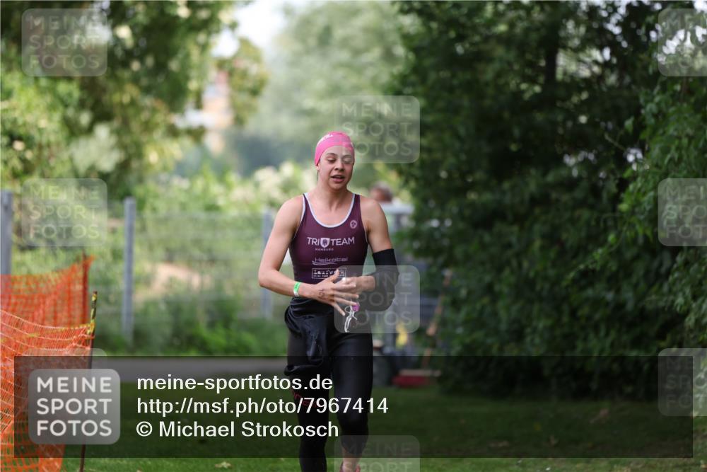 15.06.2025 - 7 Türme Triathlon Michael Strokosch http://msf.ph/oto/7967414 15.06.2025 12:22:22 Schwimmen 402, 461, 473, 586, 624 meine-sportfotos.de