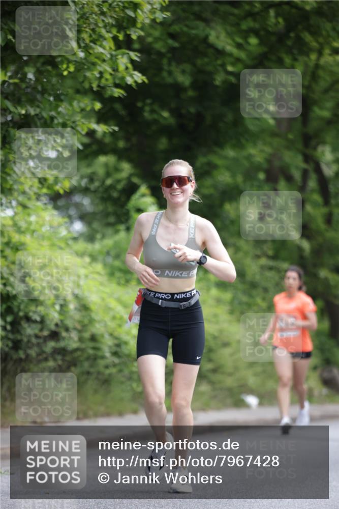 15.06.2025 - REWE Women's Run Jannik Wohlers http://msf.ph/oto/7967428 15.06.2025 10:02:37 Laufen  meine-sportfotos.de