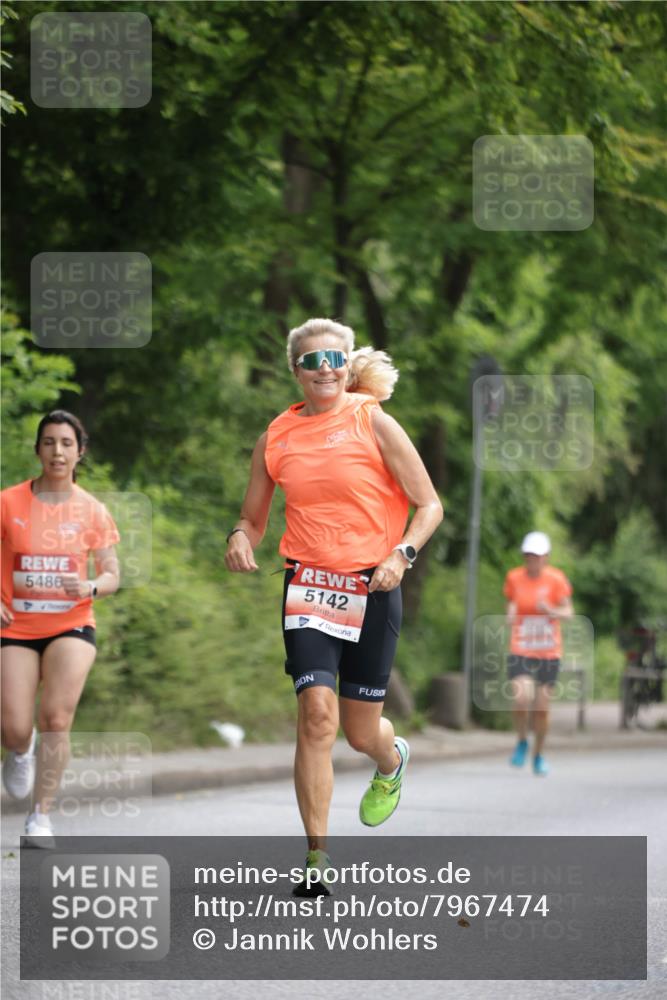 15.06.2025 - REWE Women's Run Jannik Wohlers http://msf.ph/oto/7967474 15.06.2025 10:02:40 Laufen 5488, 5142, 4 meine-sportfotos.de