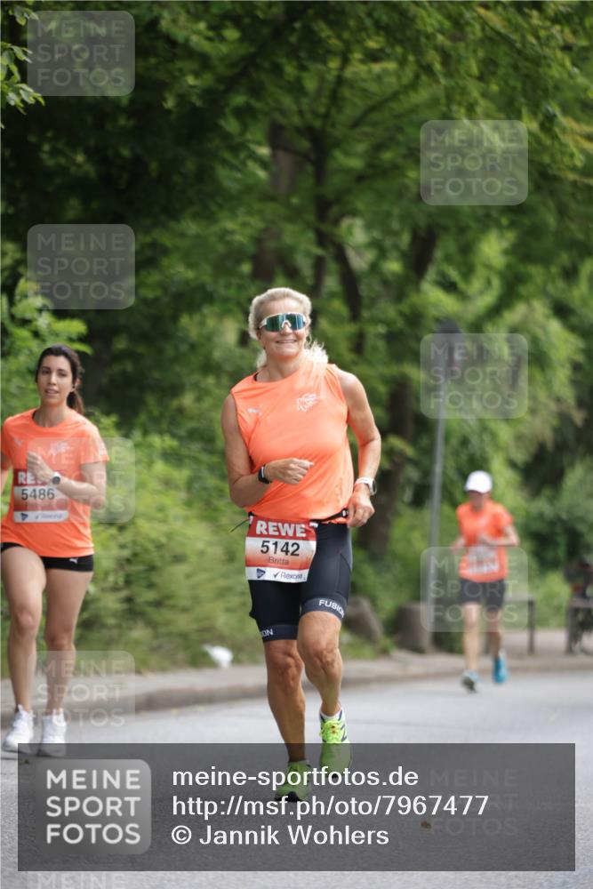 15.06.2025 - REWE Women's Run Jannik Wohlers http://msf.ph/oto/7967477 15.06.2025 10:02:40 Laufen 5486, 5142 meine-sportfotos.de