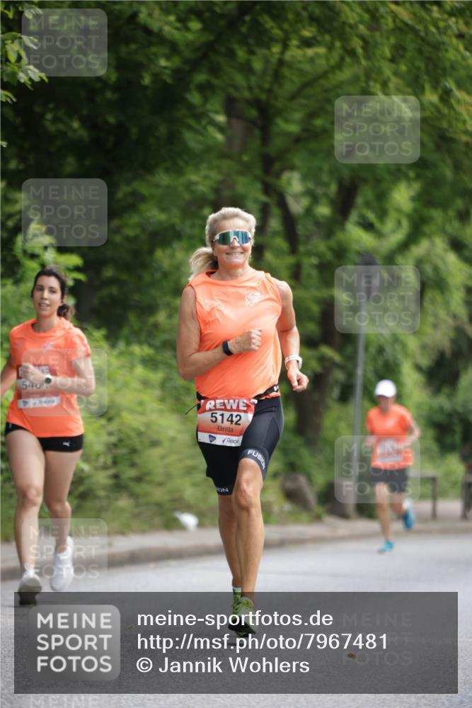 15.06.2025 - REWE Women's Run Jannik Wohlers http://msf.ph/oto/7967481 15.06.2025 10:02:40 Laufen 5142 meine-sportfotos.de