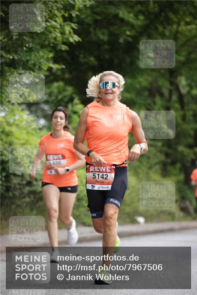 15.06.2025 - REWE Women's Run Jannik Wohlers http://msf.ph/oto/7967506 15.06.2025 10:02:41 Laufen 5486, 5142 meine-sportfotos.de