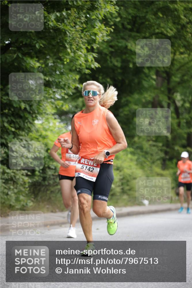 15.06.2025 - REWE Women's Run Jannik Wohlers http://msf.ph/oto/7967513 15.06.2025 10:02:41 Laufen 548, 5142 meine-sportfotos.de