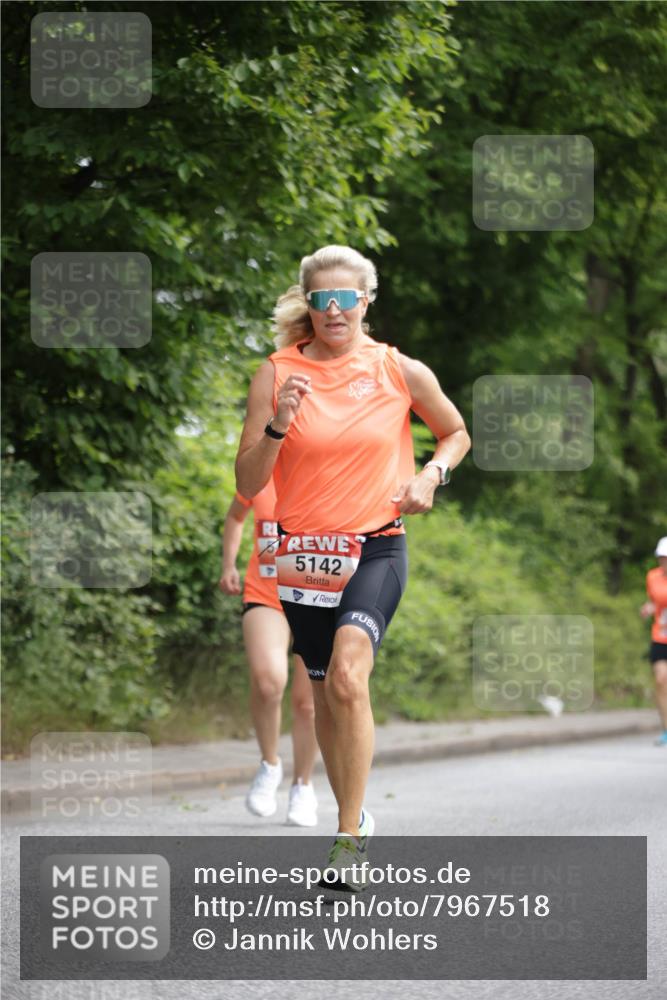 15.06.2025 - REWE Women's Run Jannik Wohlers http://msf.ph/oto/7967518 15.06.2025 10:02:41 Laufen 5142 meine-sportfotos.de