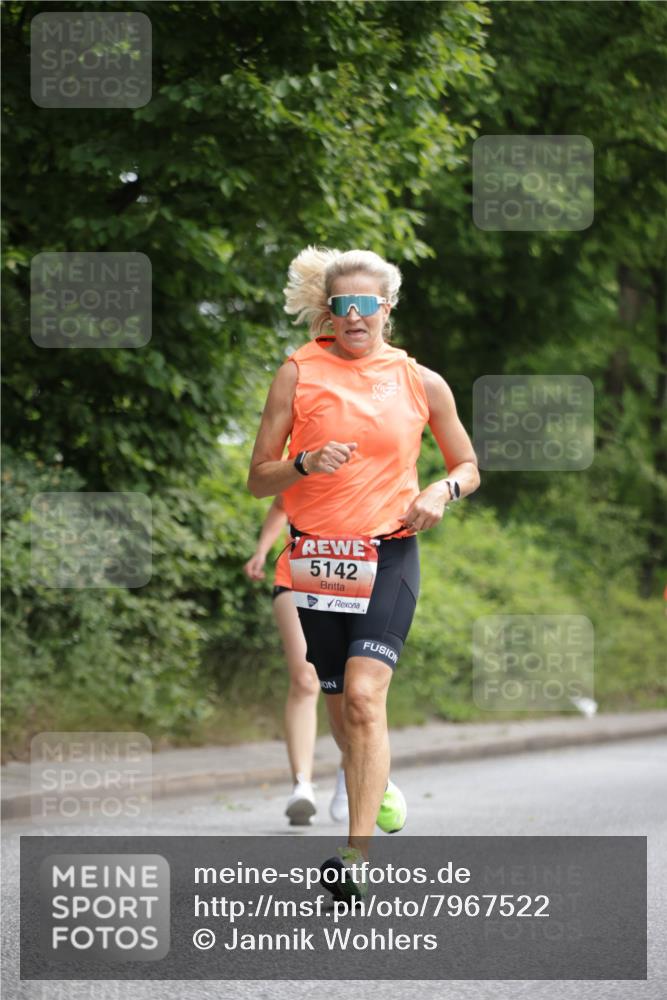 15.06.2025 - REWE Women's Run Jannik Wohlers http://msf.ph/oto/7967522 15.06.2025 10:02:41 Laufen 5142 meine-sportfotos.de