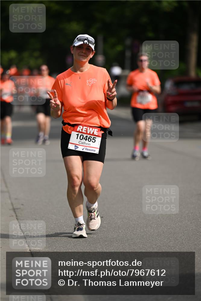 15.06.2025 - REWE Women's Run Dr. Thomas Lammeyer http://msf.ph/oto/7967612 15.06.2025 09:55:20 Laufen 10465 meine-sportfotos.de