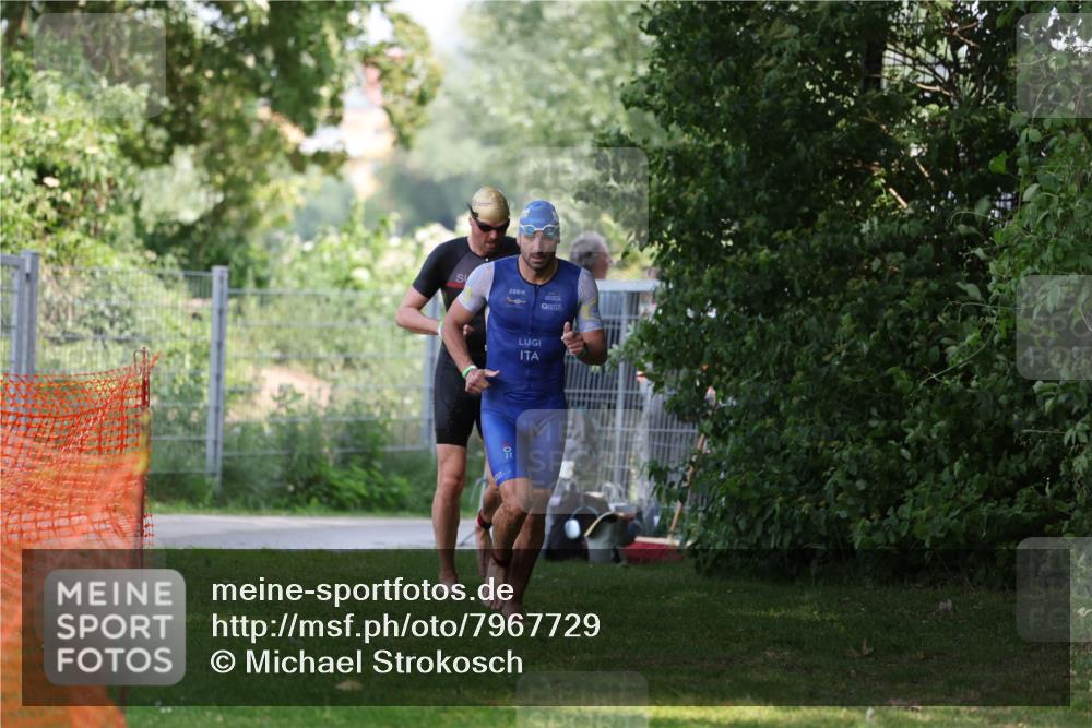15.06.2025 - 7 Türme Triathlon Michael Strokosch http://msf.ph/oto/7967729 15.06.2025 12:52:48 Schwimmen 840, 1171 meine-sportfotos.de