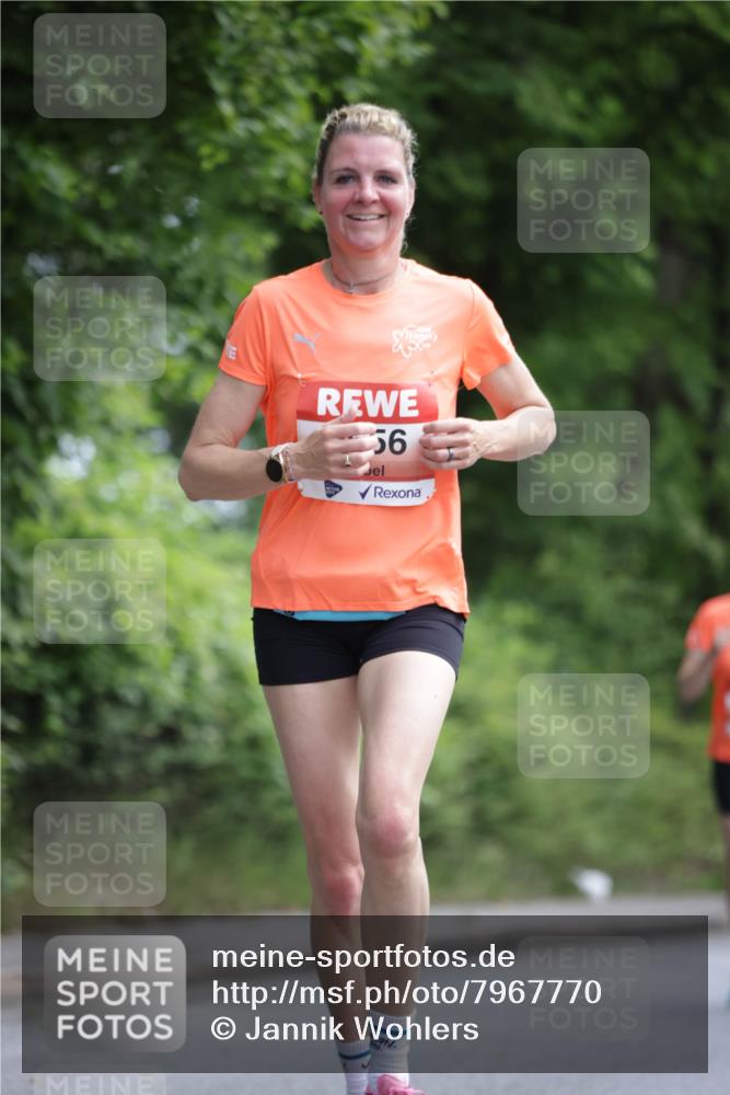15.06.2025 - REWE Women's Run Jannik Wohlers http://msf.ph/oto/7967770 15.06.2025 10:02:55 Laufen 56 meine-sportfotos.de