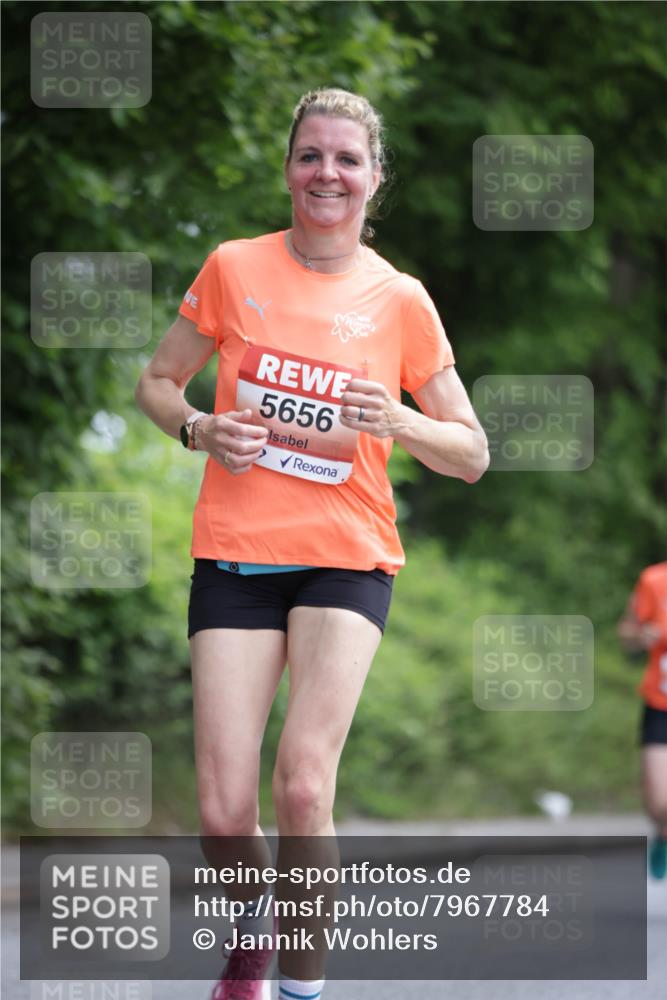 15.06.2025 - REWE Women's Run Jannik Wohlers http://msf.ph/oto/7967784 15.06.2025 10:02:56 Laufen 5656, 0 meine-sportfotos.de