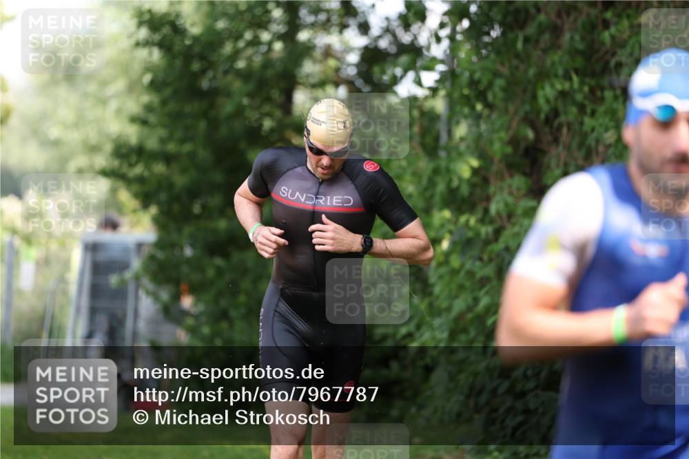 15.06.2025 - 7 Türme Triathlon Michael Strokosch http://msf.ph/oto/7967787 15.06.2025 12:52:53 Schwimmen 840, 924, 1073, 1171 meine-sportfotos.de