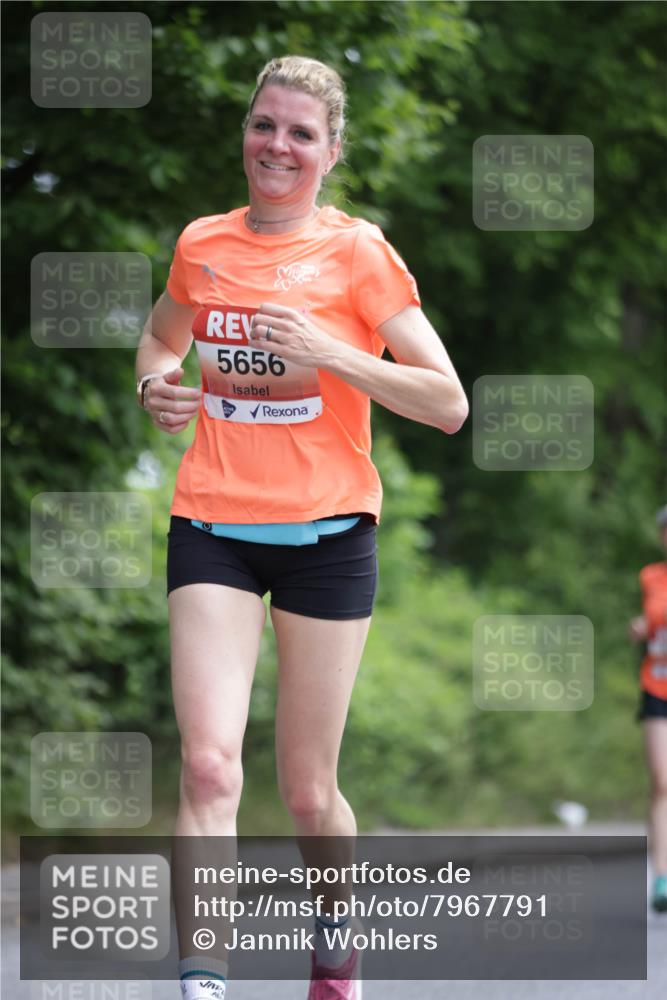 15.06.2025 - REWE Women's Run Jannik Wohlers http://msf.ph/oto/7967791 15.06.2025 10:02:56 Laufen 5656 meine-sportfotos.de