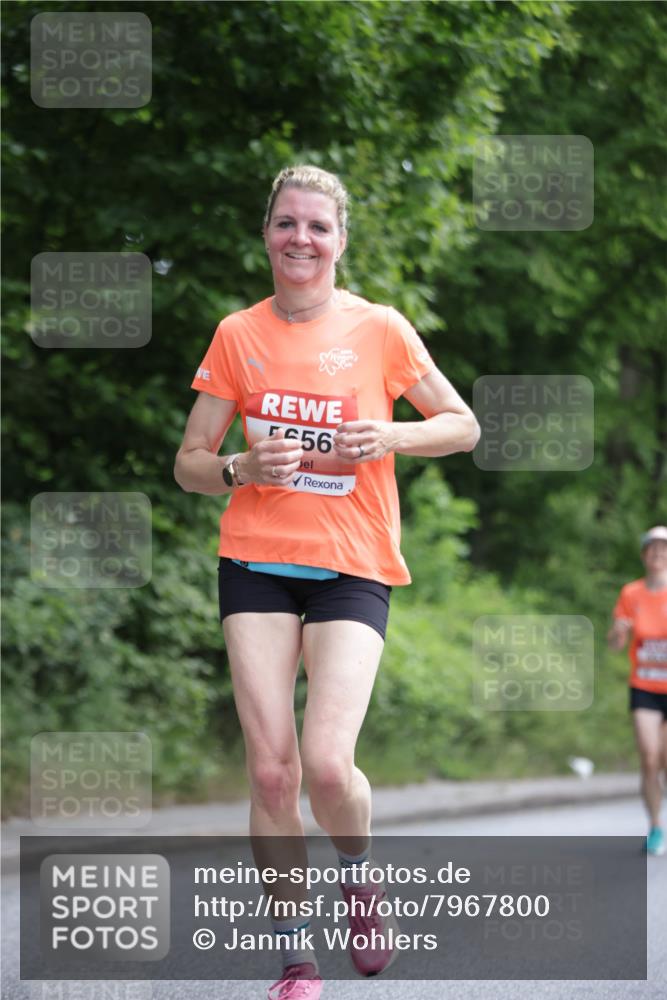 15.06.2025 - REWE Women's Run Jannik Wohlers http://msf.ph/oto/7967800 15.06.2025 10:02:56 Laufen 56 meine-sportfotos.de