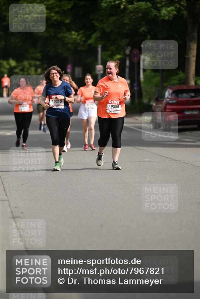 15.06.2025 - REWE Women's Run Dr. Thomas Lammeyer http://msf.ph/oto/7967821 15.06.2025 09:55:35 Laufen 10210, 1019, 10299 meine-sportfotos.de