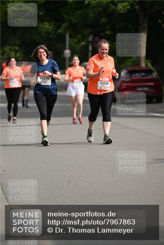 15.06.2025 - REWE Women's Run Dr. Thomas Lammeyer http://msf.ph/oto/7967863 15.06.2025 09:55:37 Laufen 10210, 10197, 10299 meine-sportfotos.de