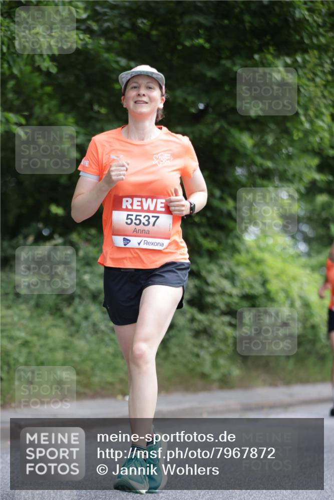 15.06.2025 - REWE Women's Run Jannik Wohlers http://msf.ph/oto/7967872 15.06.2025 10:03:00 Laufen 5537 meine-sportfotos.de