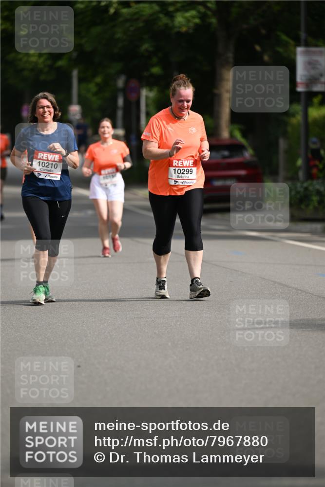 15.06.2025 - REWE Women's Run Dr. Thomas Lammeyer http://msf.ph/oto/7967880 15.06.2025 09:55:37 Laufen 10210, 10299 meine-sportfotos.de