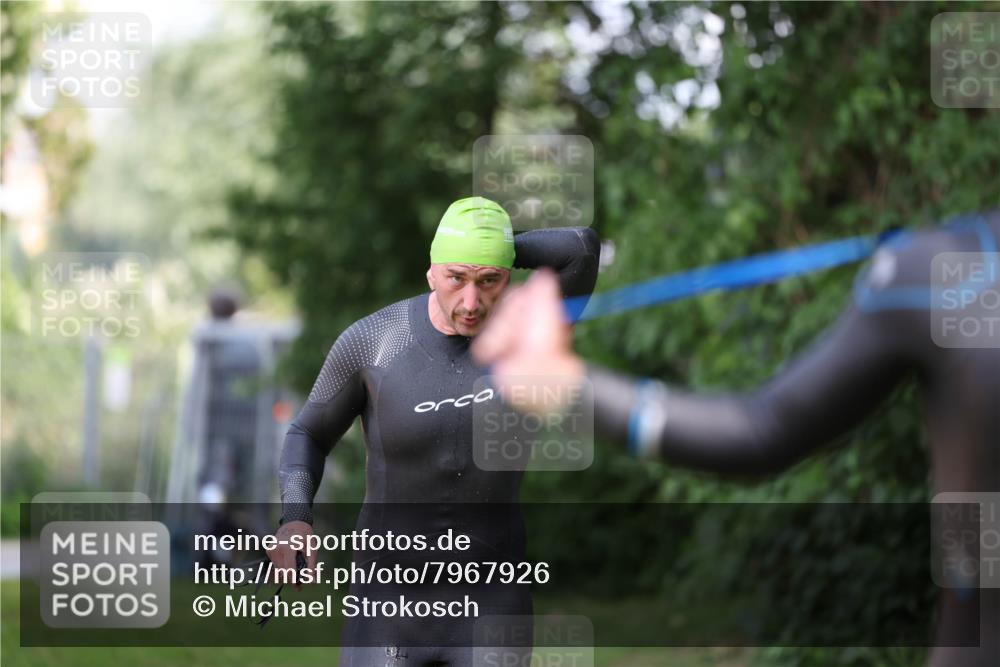 15.06.2025 - 7 Türme Triathlon Michael Strokosch http://msf.ph/oto/7967926 15.06.2025 12:53:35 Schwimmen 789, 855, 1072, 1133, 1156 meine-sportfotos.de