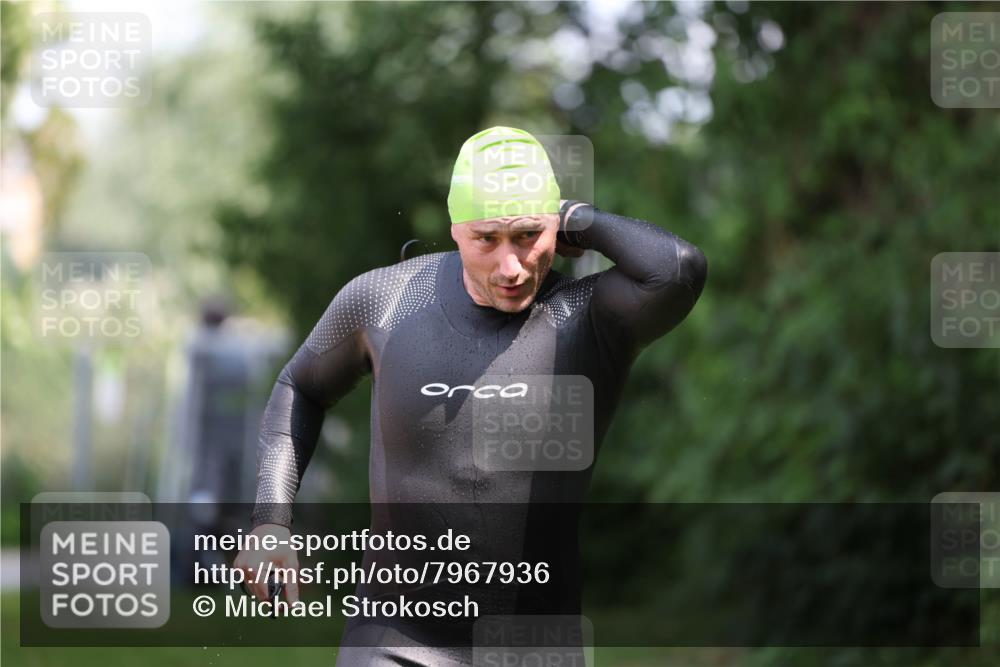 15.06.2025 - 7 Türme Triathlon Michael Strokosch http://msf.ph/oto/7967936 15.06.2025 12:53:36 Schwimmen 789, 855, 1072, 1133, 1156 meine-sportfotos.de