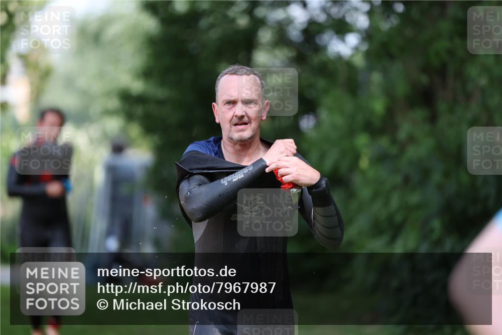 15.06.2025 - 7 Türme Triathlon Michael Strokosch http://msf.ph/oto/7967987 15.06.2025 12:53:50 Schwimmen 760, 862, 1072, 1133, 1156 meine-sportfotos.de