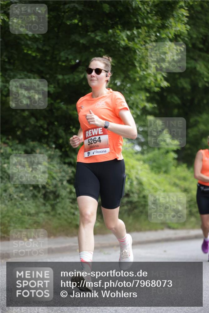 15.06.2025 - REWE Women's Run Jannik Wohlers http://msf.ph/oto/7968073 15.06.2025 10:03:11 Laufen 5264 meine-sportfotos.de
