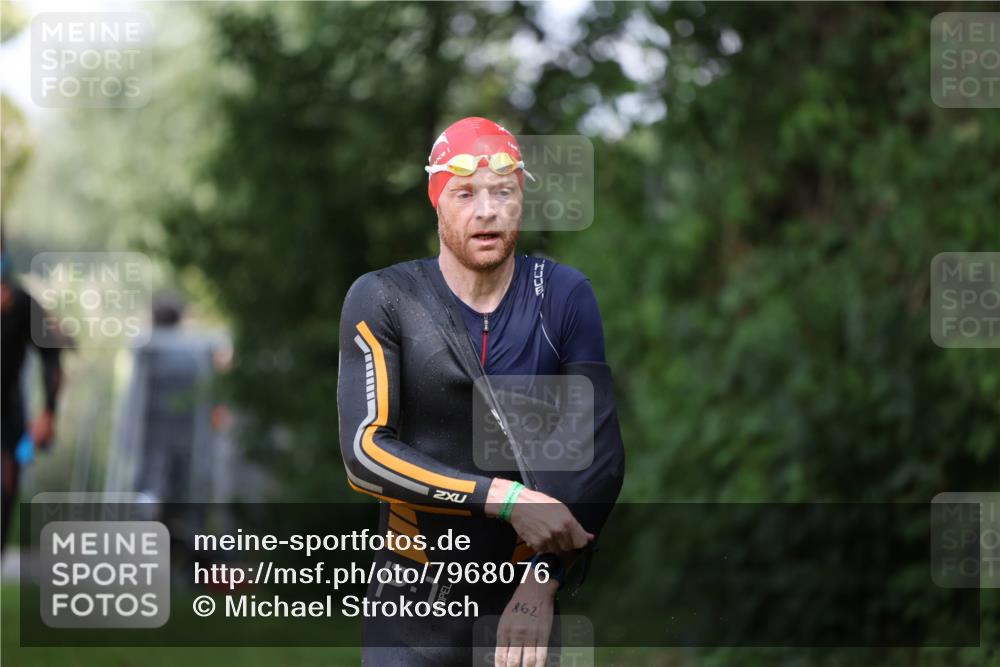 15.06.2025 - 7 Türme Triathlon Michael Strokosch http://msf.ph/oto/7968076 15.06.2025 12:54:04 Schwimmen 760, 862, 930, 990, 1016, 1045, 1181 meine-sportfotos.de