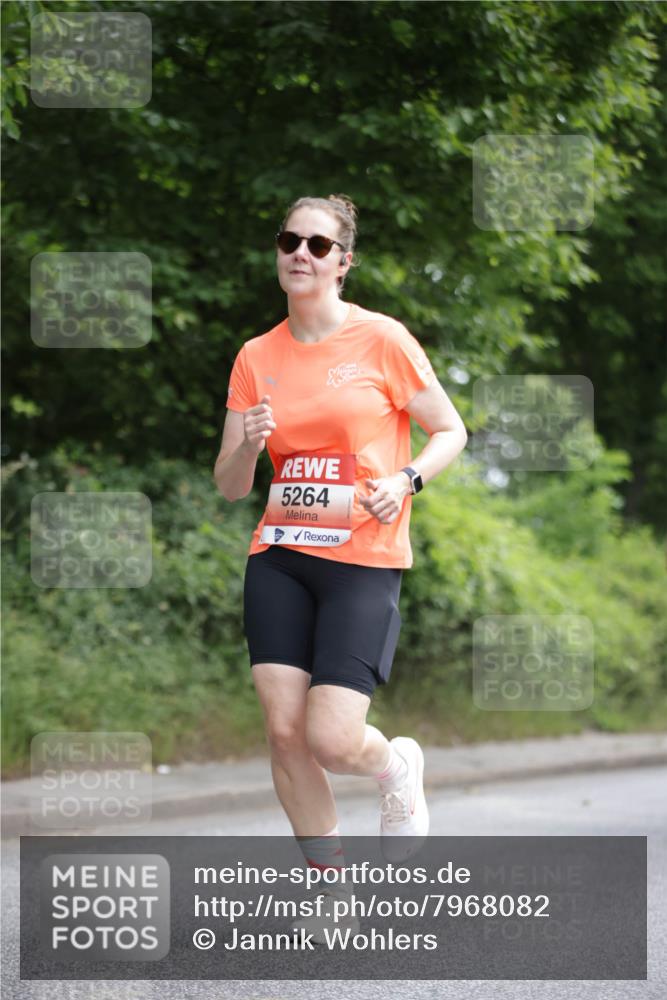 15.06.2025 - REWE Women's Run Jannik Wohlers http://msf.ph/oto/7968082 15.06.2025 10:03:11 Laufen 5264 meine-sportfotos.de