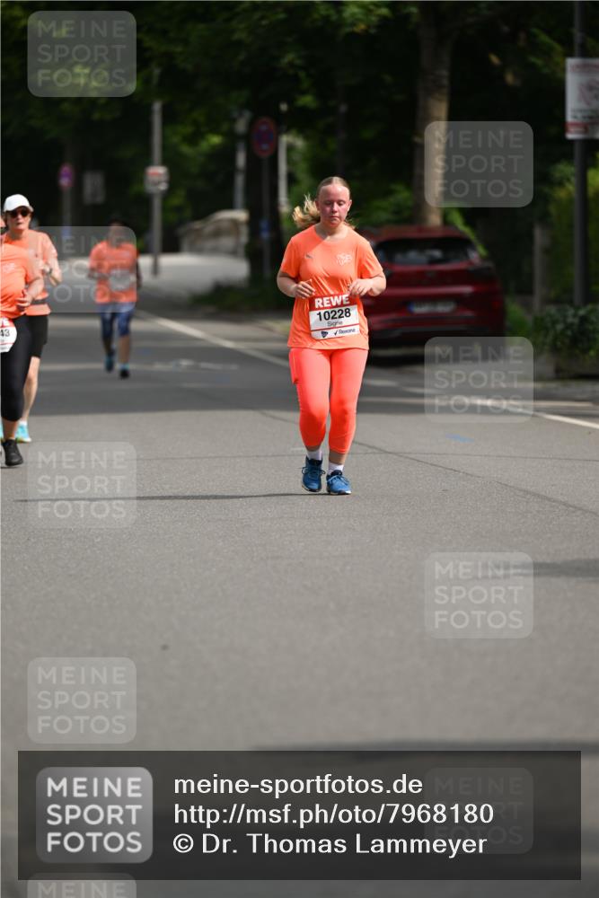 15.06.2025 - REWE Women's Run Dr. Thomas Lammeyer http://msf.ph/oto/7968180 15.06.2025 09:55:56 Laufen 10228 meine-sportfotos.de
