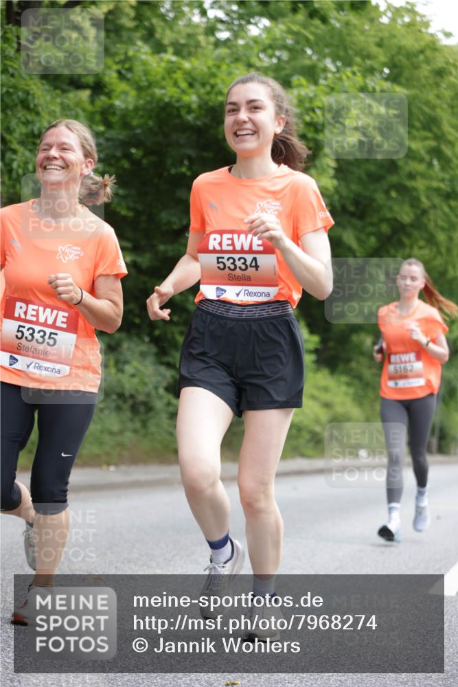 15.06.2025 - REWE Women's Run Jannik Wohlers http://msf.ph/oto/7968274 15.06.2025 10:03:22 Laufen 5335, 5334, 5162 meine-sportfotos.de