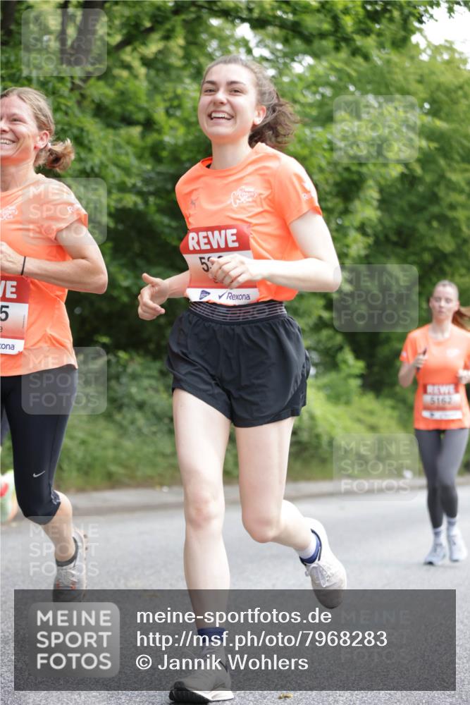 15.06.2025 - REWE Women's Run Jannik Wohlers http://msf.ph/oto/7968283 15.06.2025 10:03:23 Laufen 5, 53 meine-sportfotos.de