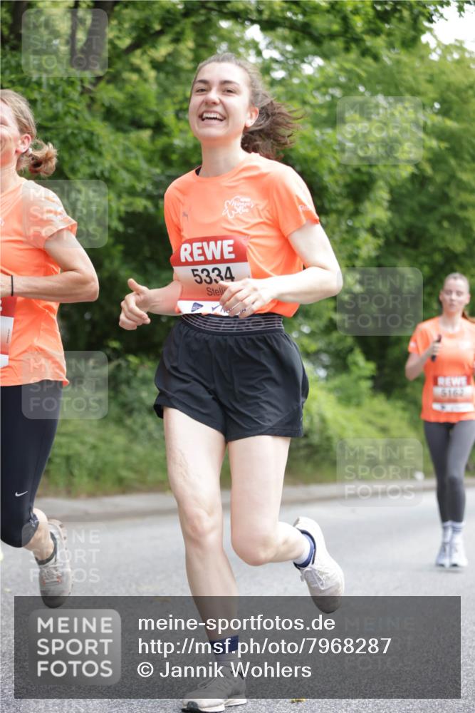 15.06.2025 - REWE Women's Run Jannik Wohlers http://msf.ph/oto/7968287 15.06.2025 10:03:23 Laufen 5334, 5162 meine-sportfotos.de